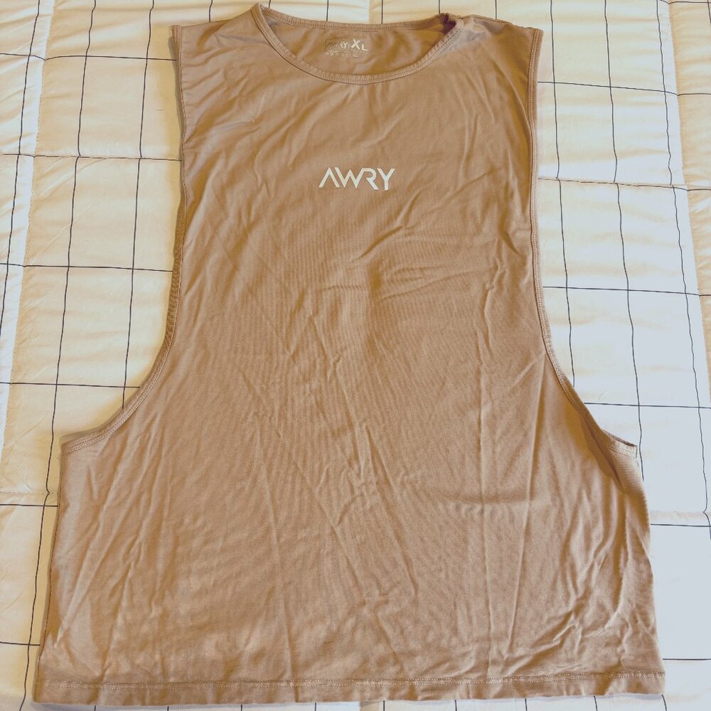 Awry Tank Top NWOT